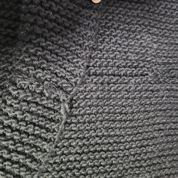 Simons black knit hat, infinity scarf & mitten set - Picture 4 of 14